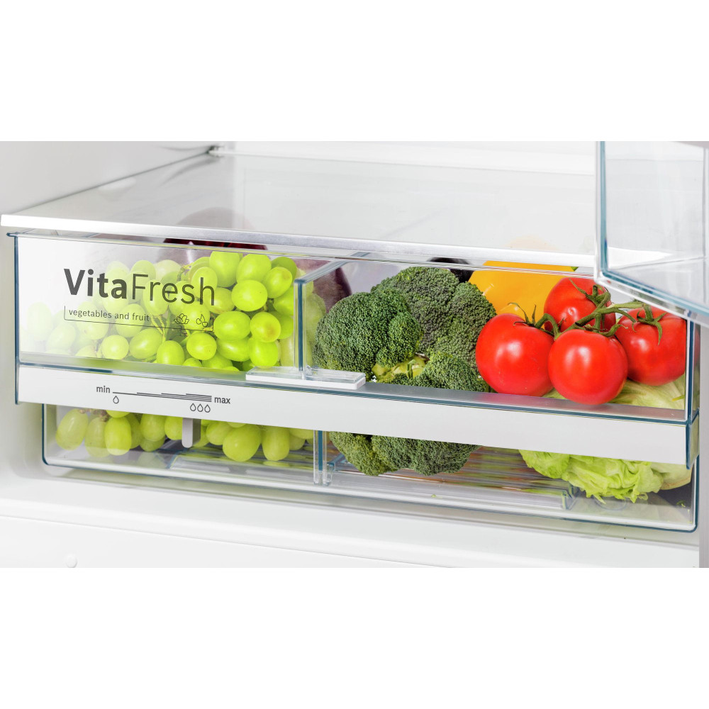 Двухкамерный холодильник Bosch KGE39AK23R