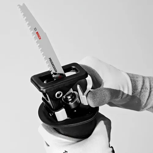 Bosch GSA 18V-32 Professional Solo аккумуляторная ножовка (без АКБ и ЗУ), 06016A8108