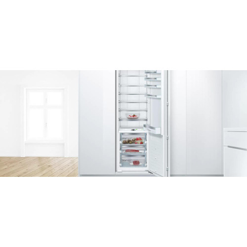 Встраиваемый однокамерный холодильник Bosch KIF81PFE0