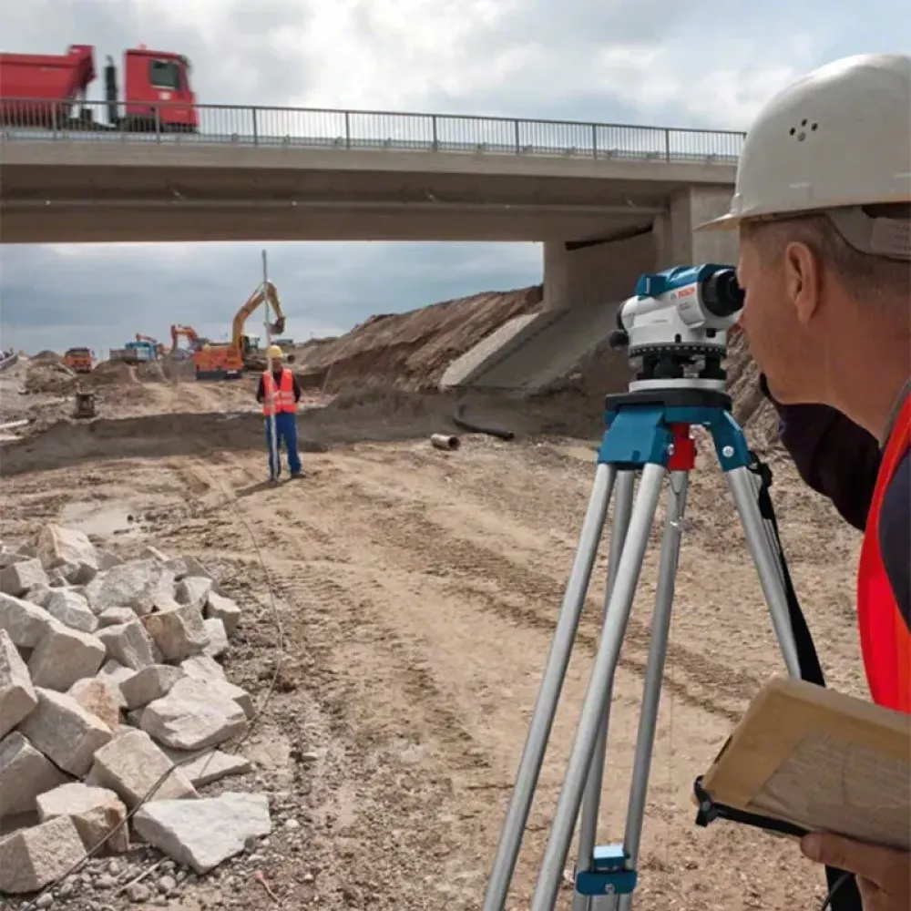 Bosch GOL 26 D Professional оптический нивелир с поверкой, 061599409Y