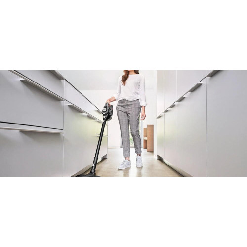 Пылесос Bosch BCS82G31