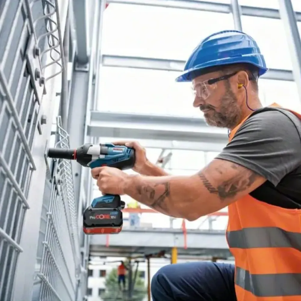 Bosch GDS 18V-1000 Professional Solo аккумуляторный ударный гайковерт (без АКБ и ЗУ), 06019J8300