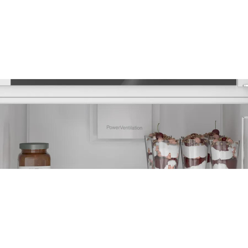 Встраиваемый однокамерный холодильник Bosch KIR81ADD0