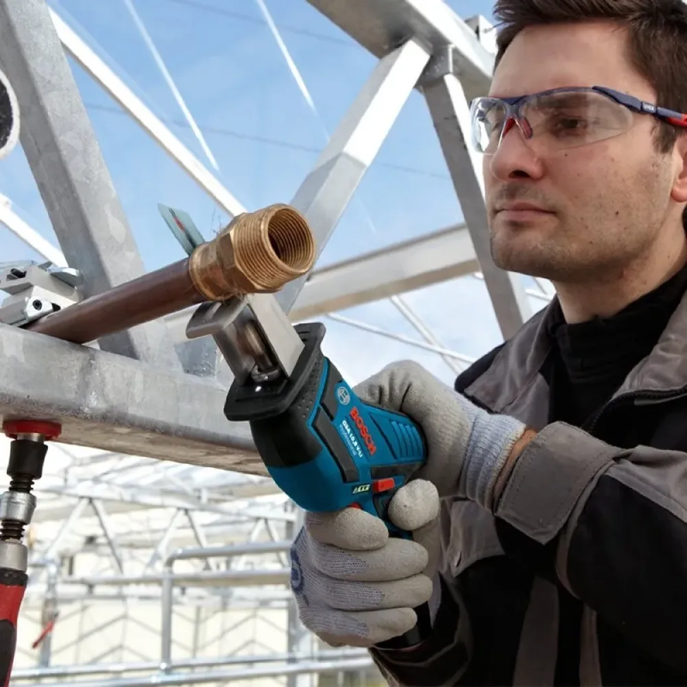 Bosch GSA 12V-14 Professional Solo аккумуляторная сабельная пила (без АКБ и ЗУ), 060164L902