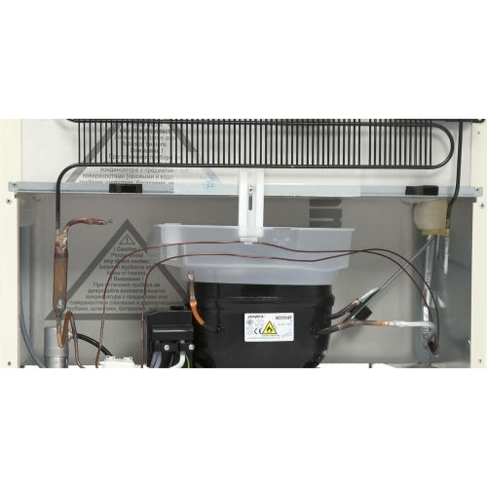 Двухкамерный холодильник Bosch KGE39AK22R