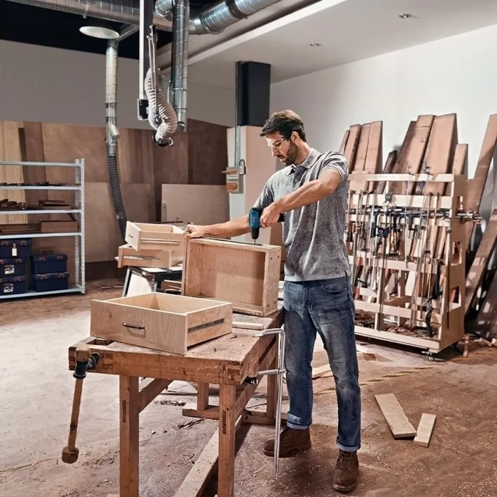 Bosch GSR 12V-30 Professional Solo аккумуляторный бесщеточный шуруповерт (без АКБ и ЗУ), 06019G9002