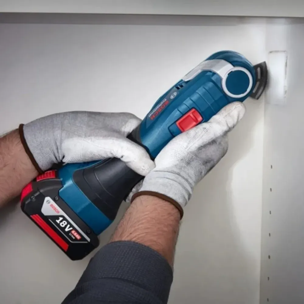 Bosch Professional GOP 185-LI (без АКБ и ЗУ) аккумуляторный реноватор, 06018G2020